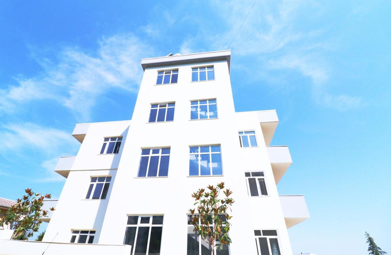 Hotel Kristal Vlore Exterior photo