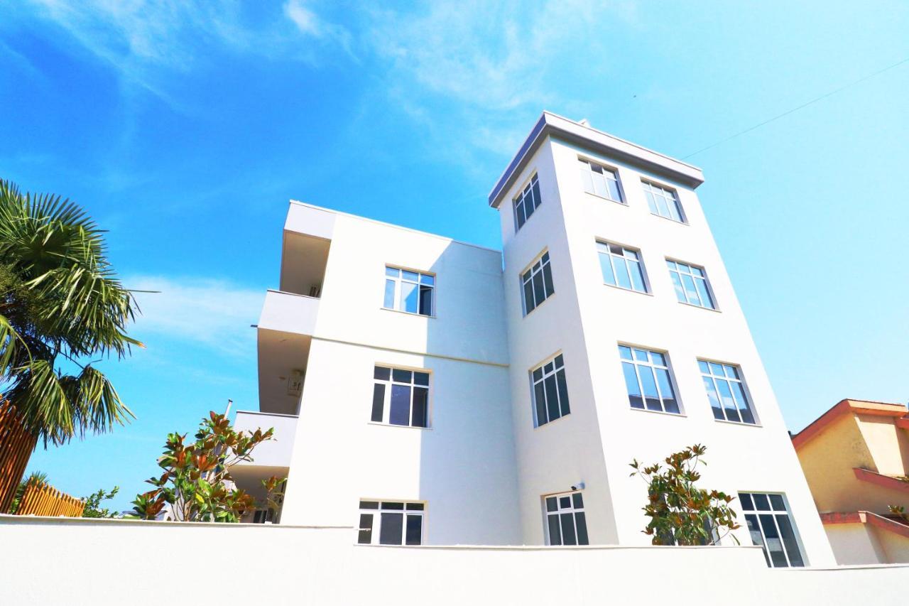 Hotel Kristal Vlore Exterior photo