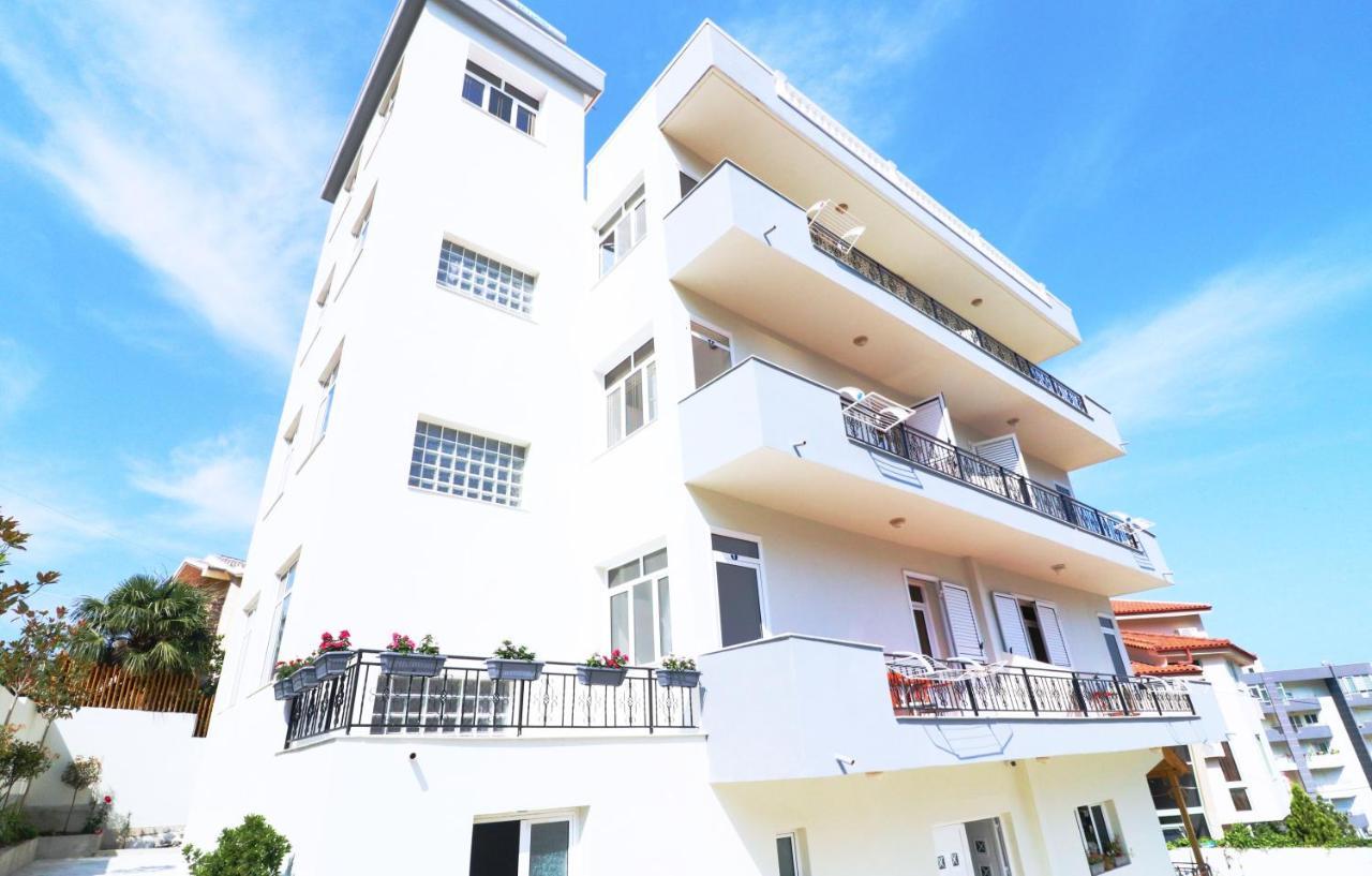 Hotel Kristal Vlore Exterior photo