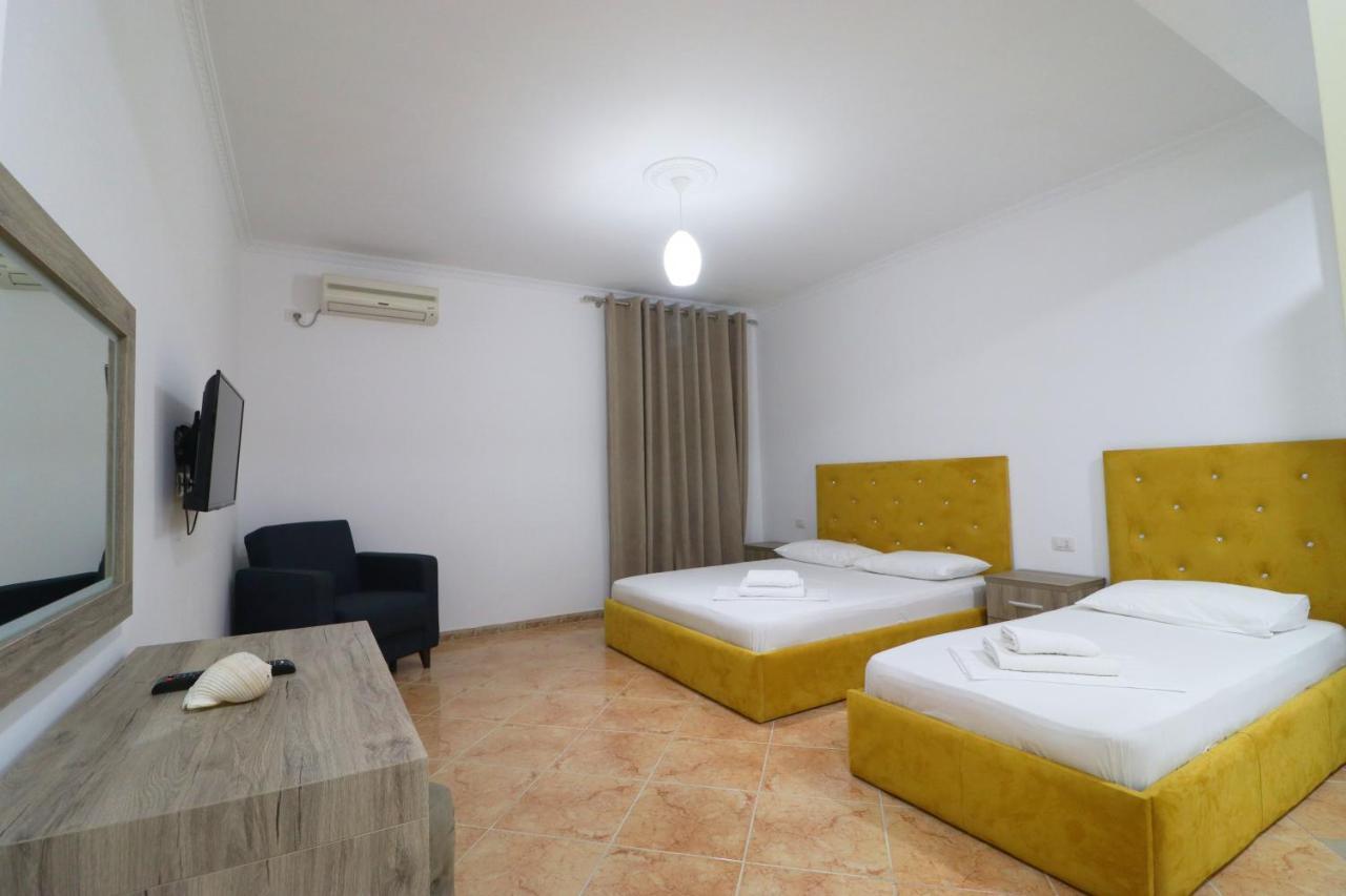 Hotel Kristal Vlore Exterior photo