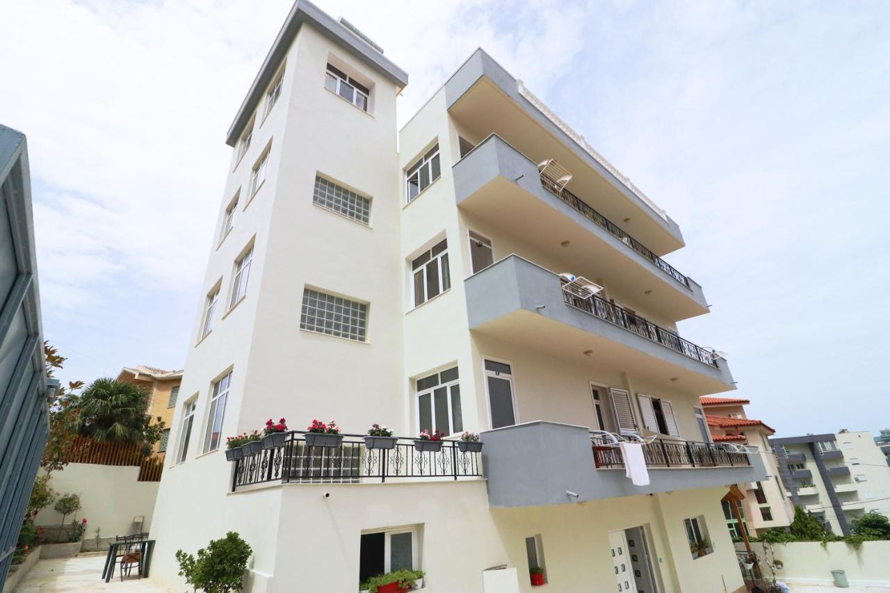 Hotel Kristal Vlore Exterior photo