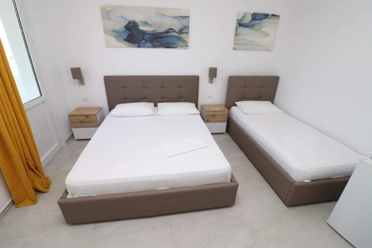 Hotel Kristal Vlore Exterior photo